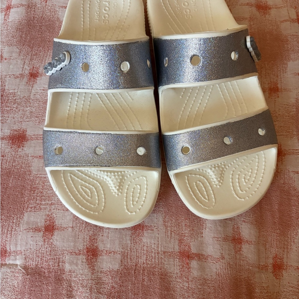 CROCS Womens Metallic Gray Sandals